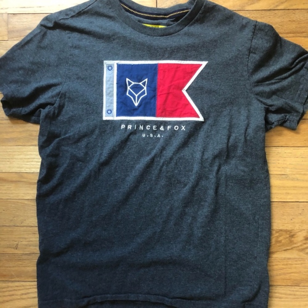⬇️25 Prince and Fox Embroidered Graphic Tee L